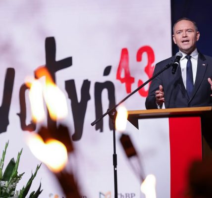 nawrocki wołyń