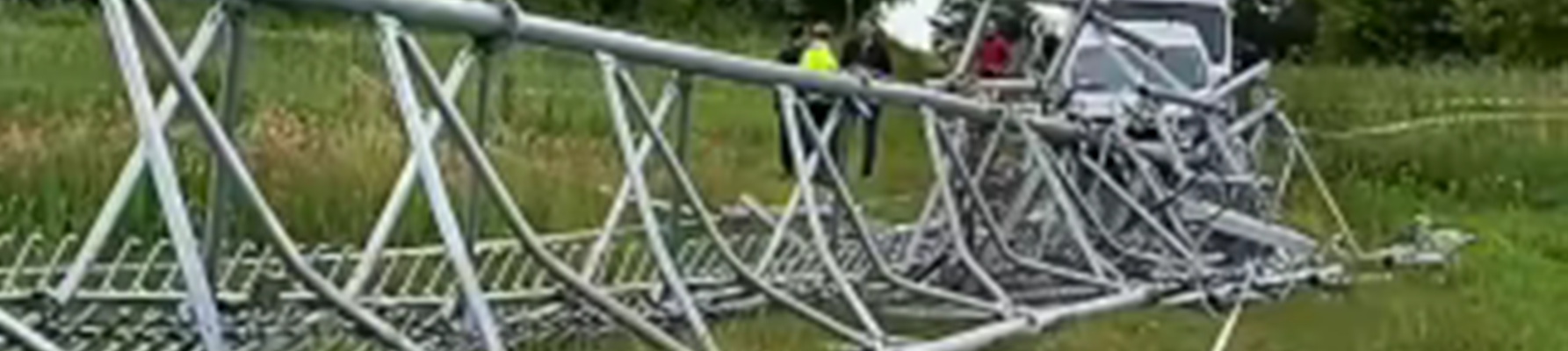 runął maszt
