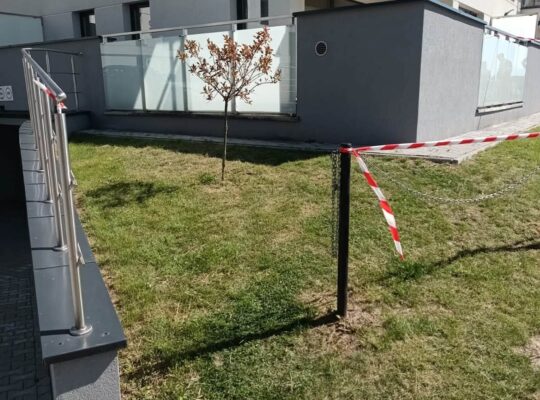 w łomży złapana w koc