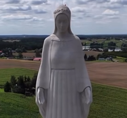 Pomnik Matki Boskiej w Konotopiu bałwochwalstwo