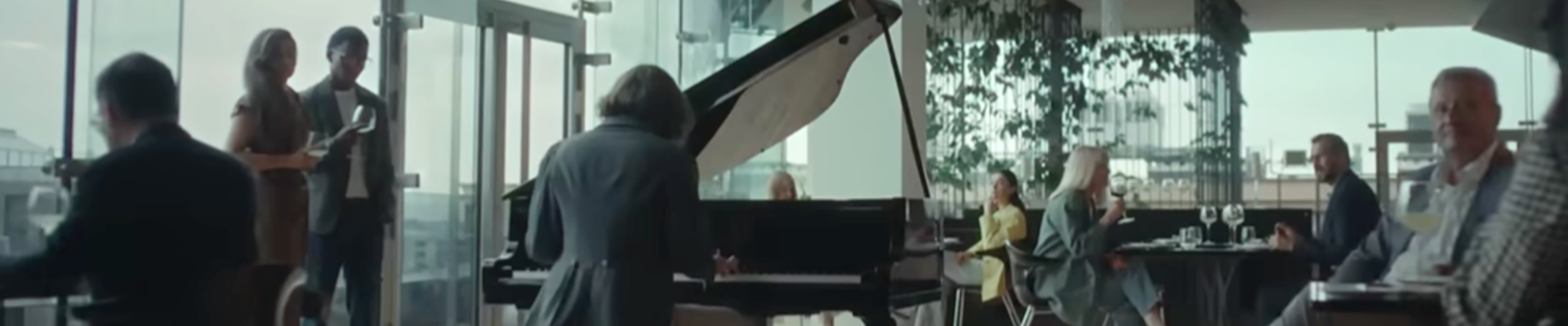 Robert Lewandowski i Jesse Eisenberg
