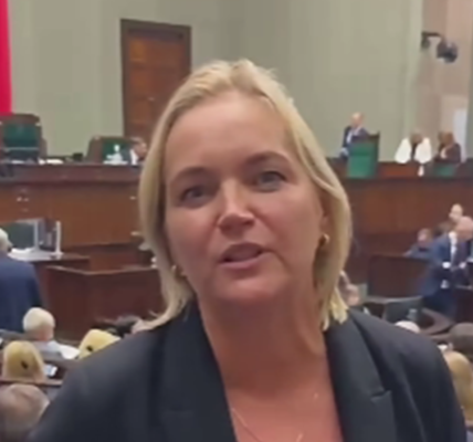 dominika chorosińska szczeka