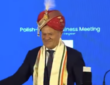 donald tusk w turbanie