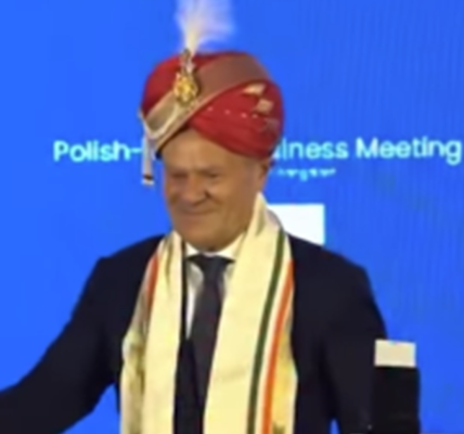 donald tusk w turbanie